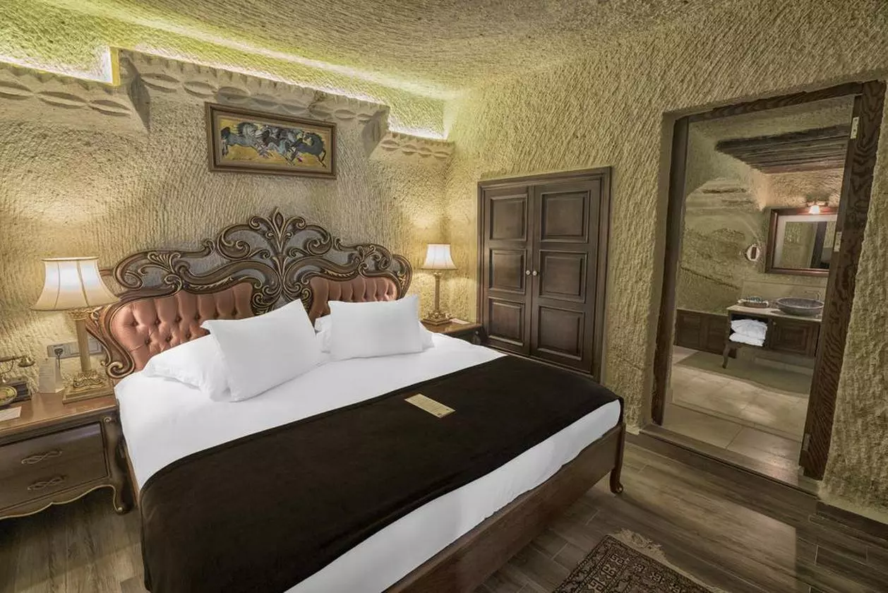 BESTWESTERN_SAHABVIZPARVAZ (8).jpg